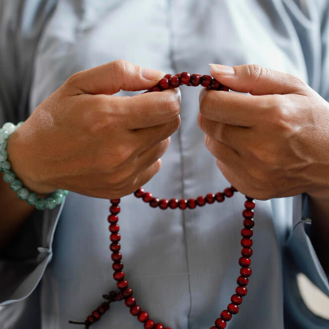 How to Use a Prayer Rope?