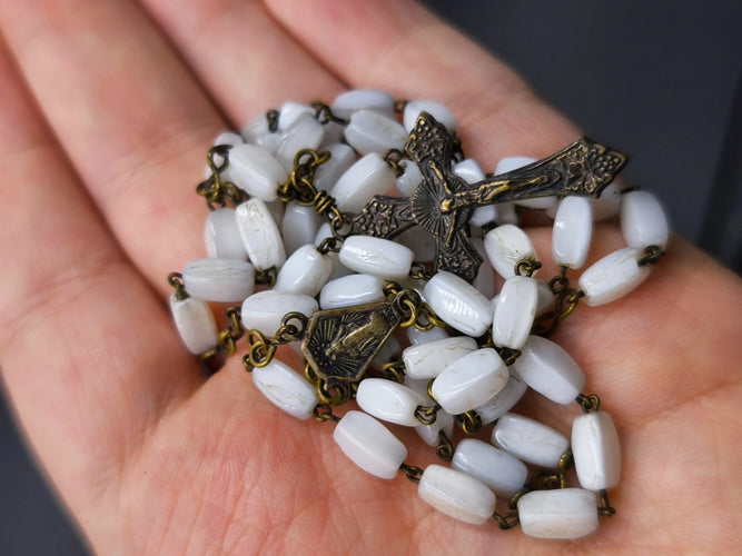 Vintage White Opaline Glass Rosary Beads 20g Religious Prayer Necklace