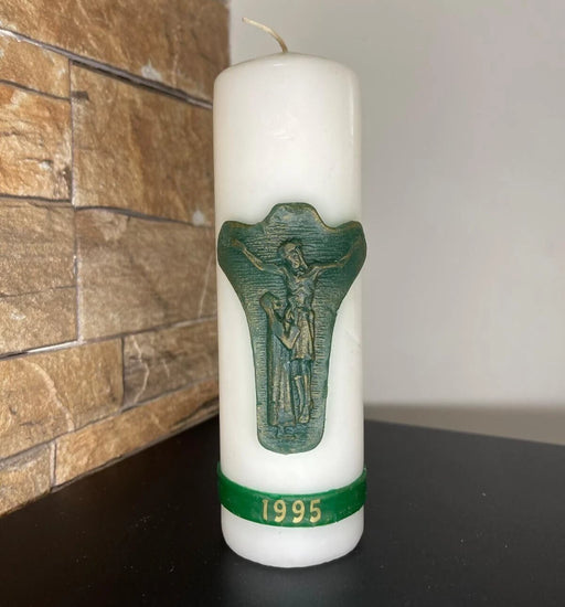 Vintage 1995 Christian Religious Pillar Candle – Crucifix Jesus Christ Art | 7.9"