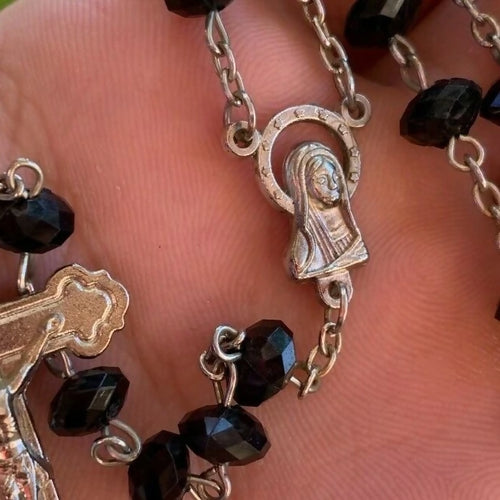 Rosary Vintage crystal black/purple beads Crucifix Catholic Italian †