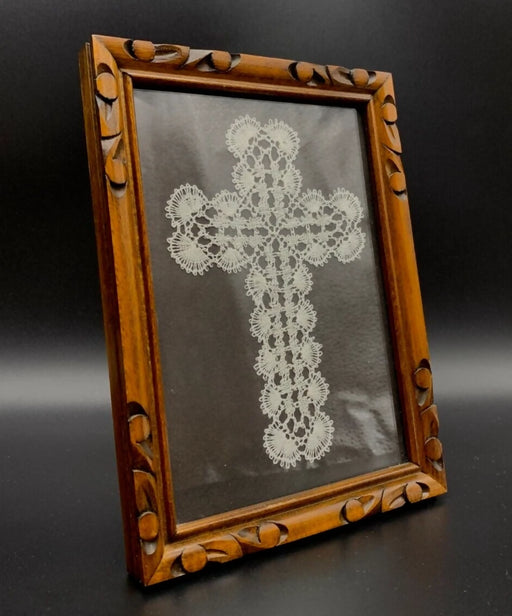 Vintage Framed Lace Cross Wall Art, Handcrafted White Crocheted Cross in Carved Wood Frame, Religious Home Decor, Christian Gift, 7.8" x 5.9"