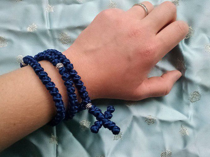 100-Knot Handmade Prayer Rope Nylon Cord in navy blue