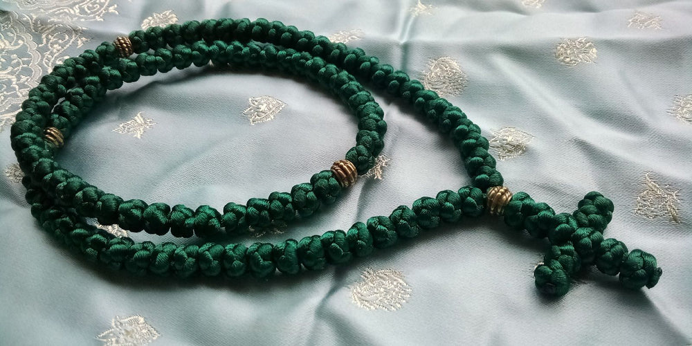 100-Knot Handmade Prayer Rope Nylon Cord in green