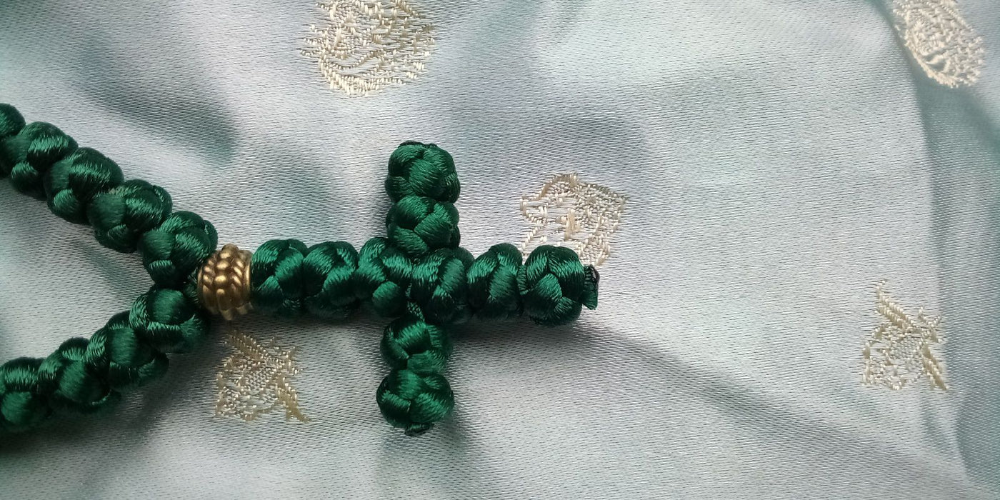 100-Knot Handmade Prayer Rope Nylon Cord in green with golden details
