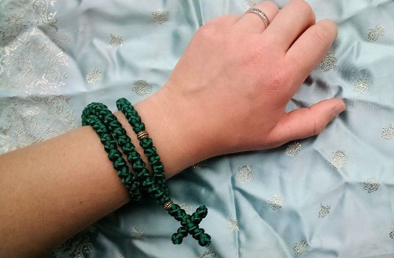 100-Knot Handmade Prayer Rope Nylon Cord in green