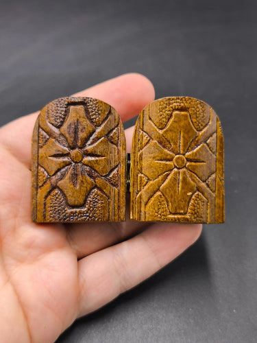 Vintage Miniature Carved Wood Orthodox Diptych Icon Pocket Shrine Virgin Mary & Christ