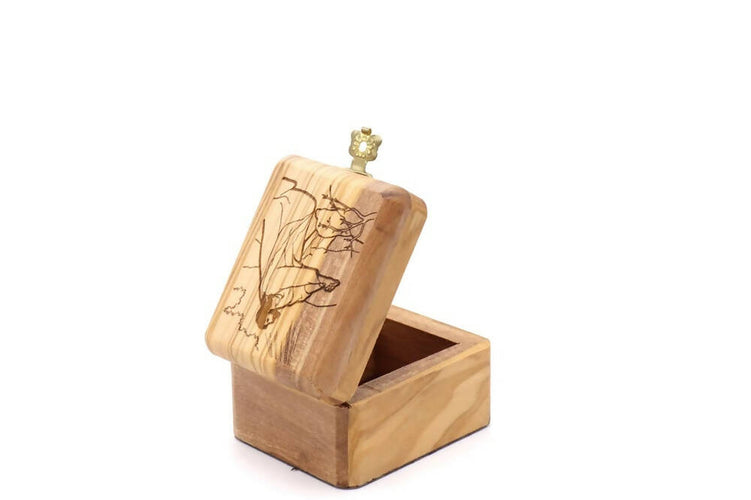 Praying Jesus Lord Box Carved Gift Olive wood holy land Hand Made Jerusalem